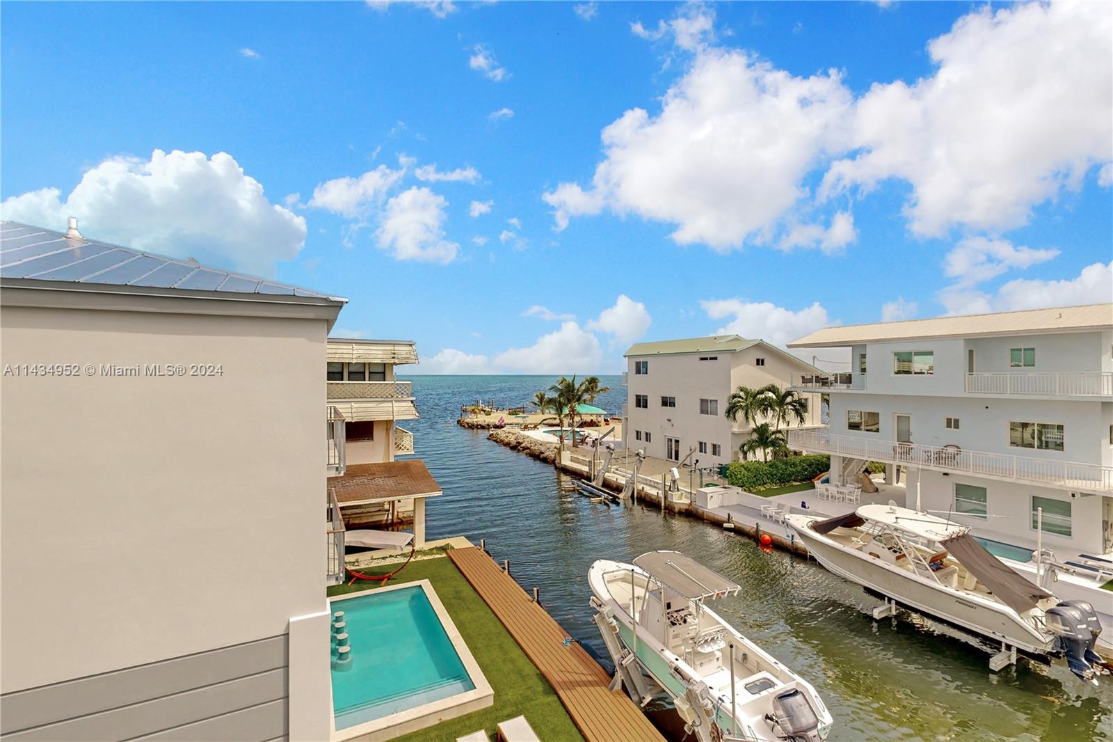 RAES CUDA CANAL SUBD - Residential