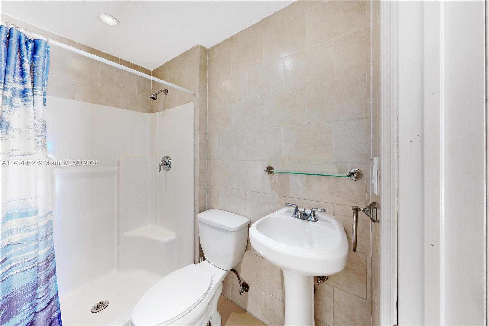 RAES CUDA CANAL SUBD - Residential