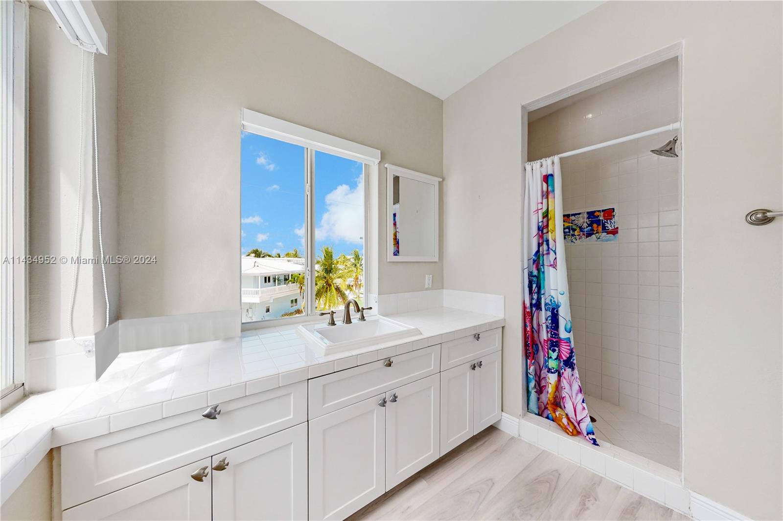 RAES CUDA CANAL SUBD - Residential