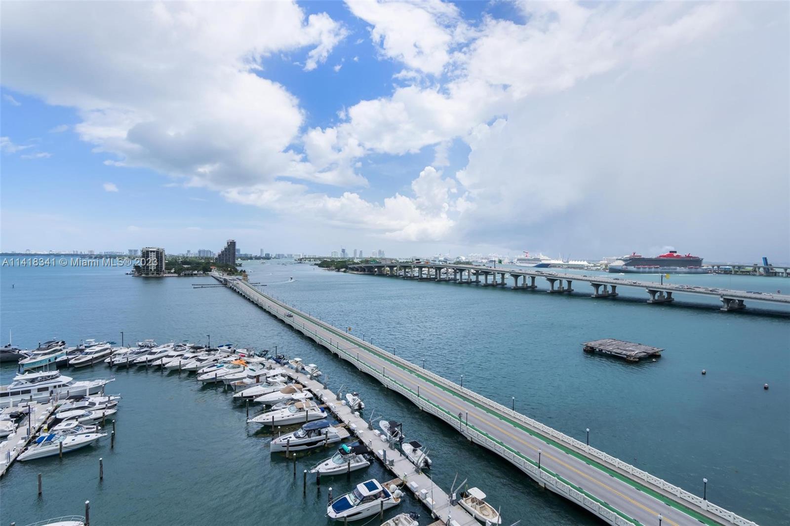 VENETIA CONDO - Residential