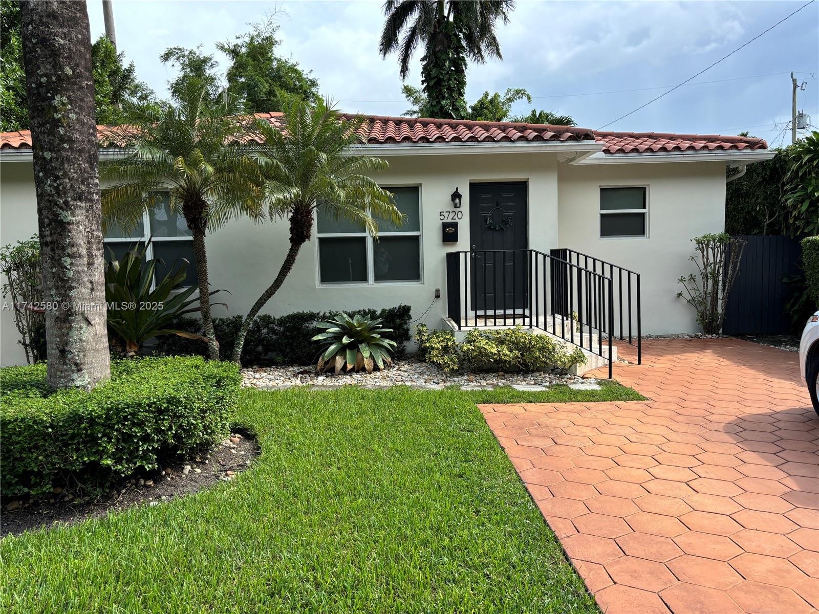 Property for Sale at 5720 Sw 54 Te Ter, Miami, Broward County, Florida - Bedrooms: 3 
Bathrooms: 2  - $999,000