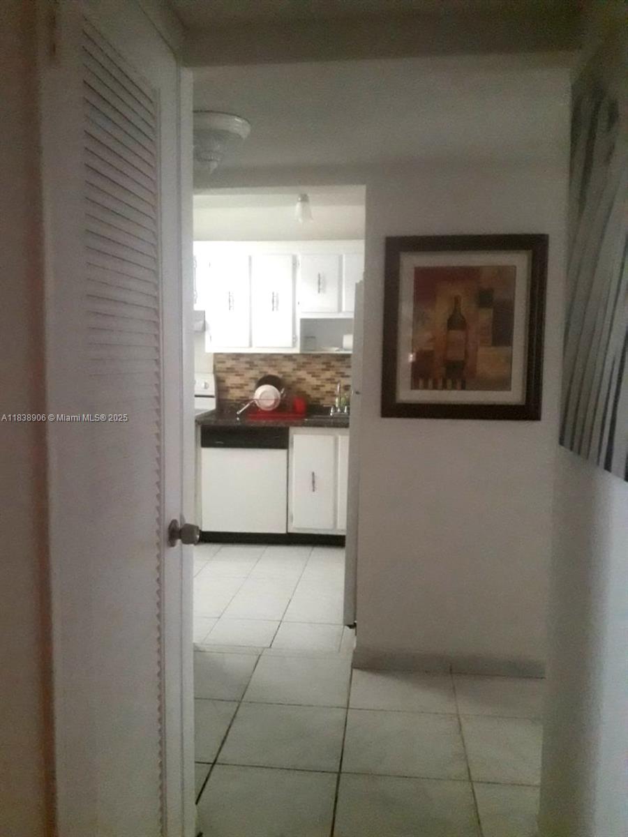 220 SW 9th Ave 103