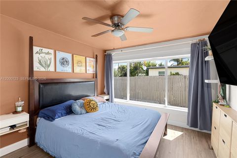 Tiny photo for 3331 SW 21st St, Fort Lauderdale, FL 33312 (MLS # A12000723)