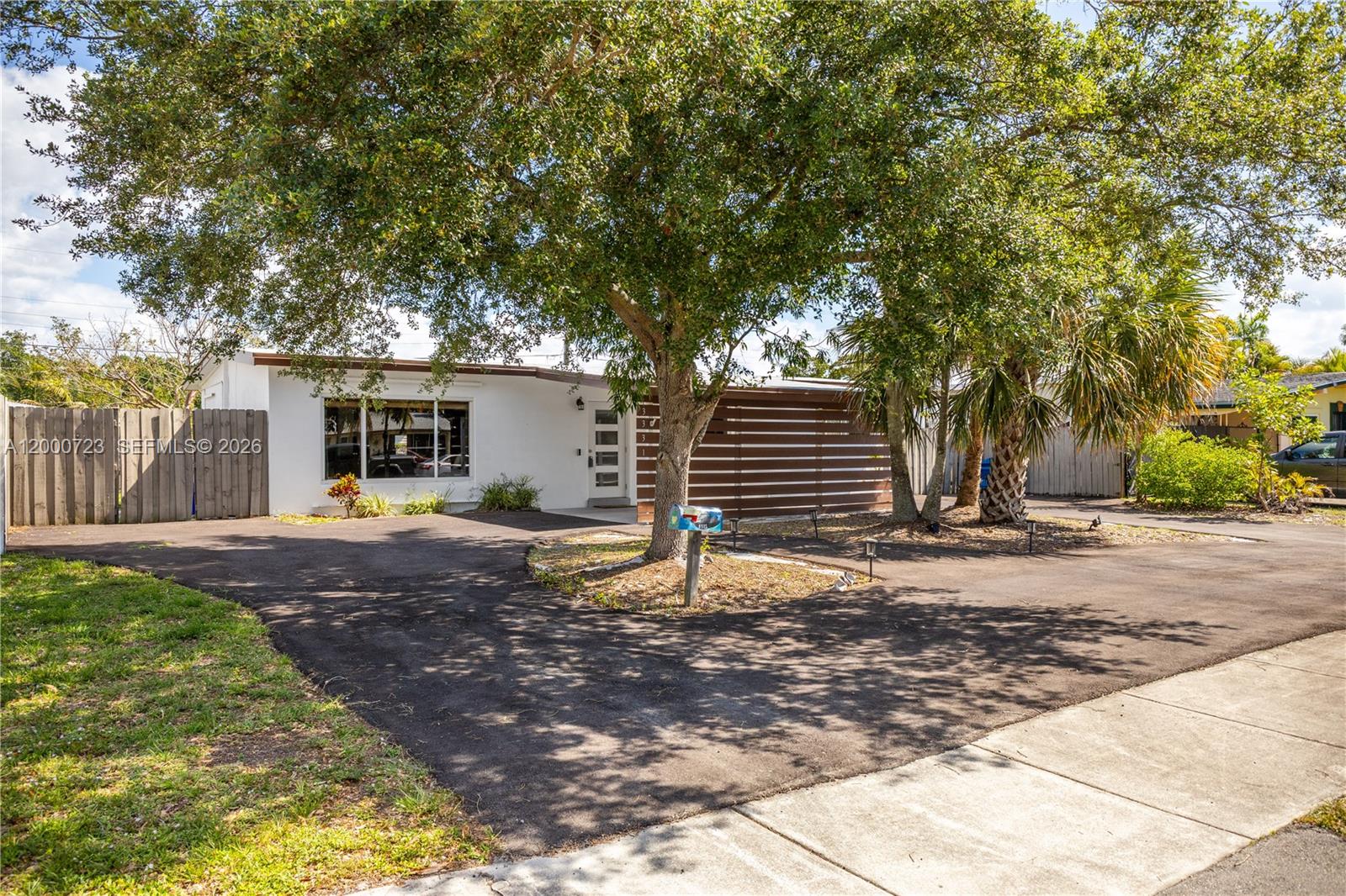 RIVERLAND VILLAGE SEC 1 R - Residential