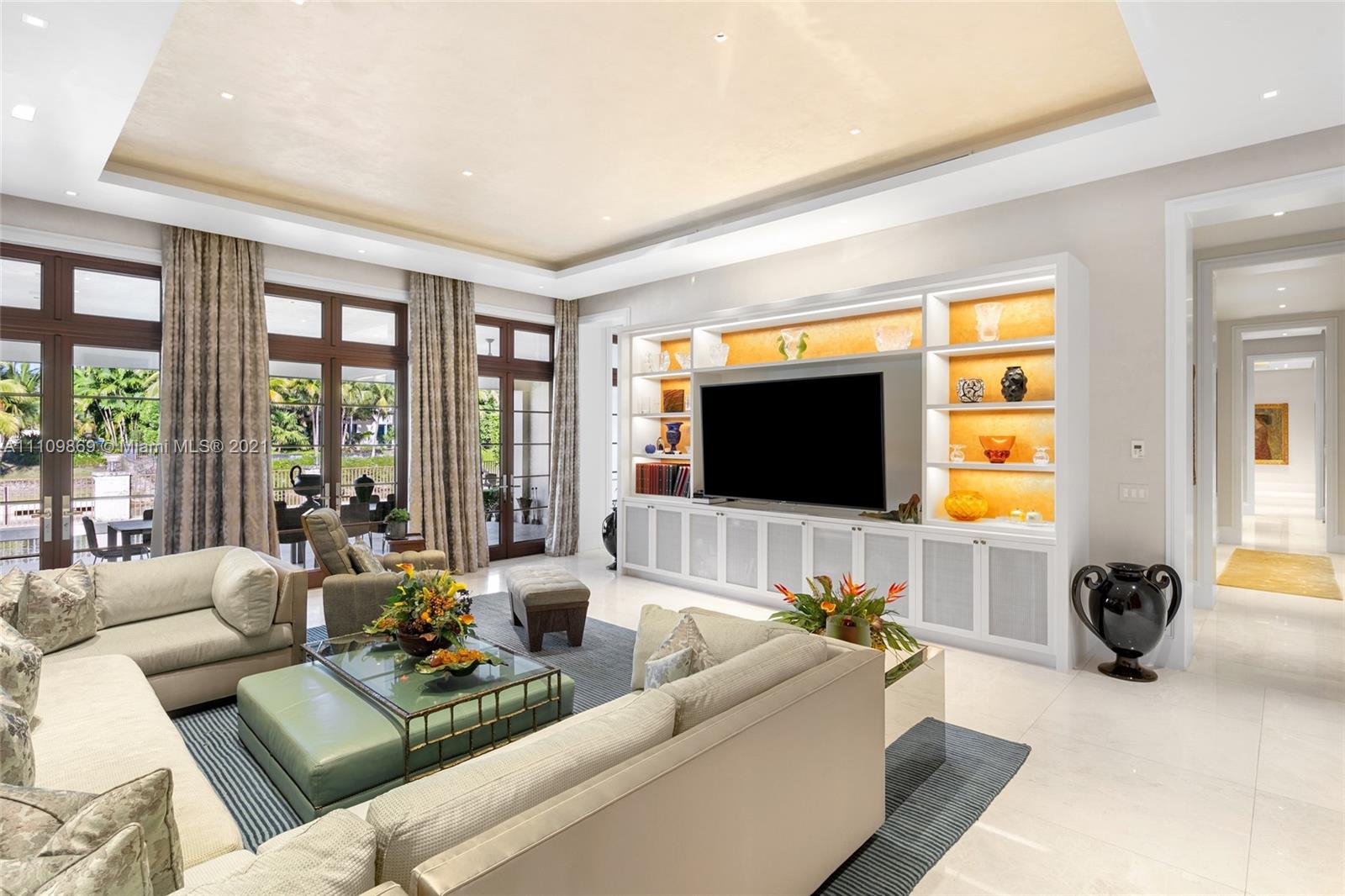 CORAL GABLES RIVIERA SEC - Residential