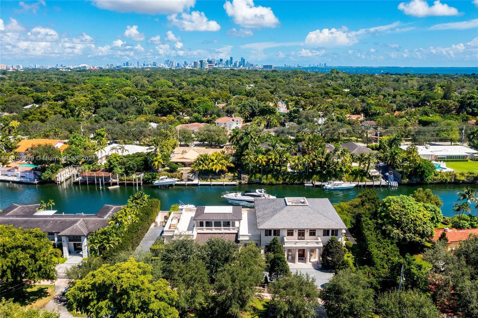 CORAL GABLES RIVIERA SEC - Residential