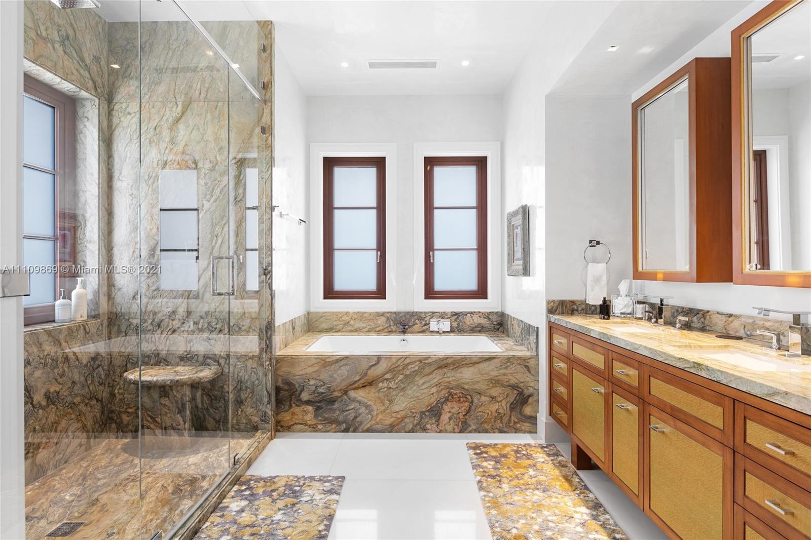 CORAL GABLES RIVIERA SEC - Residential