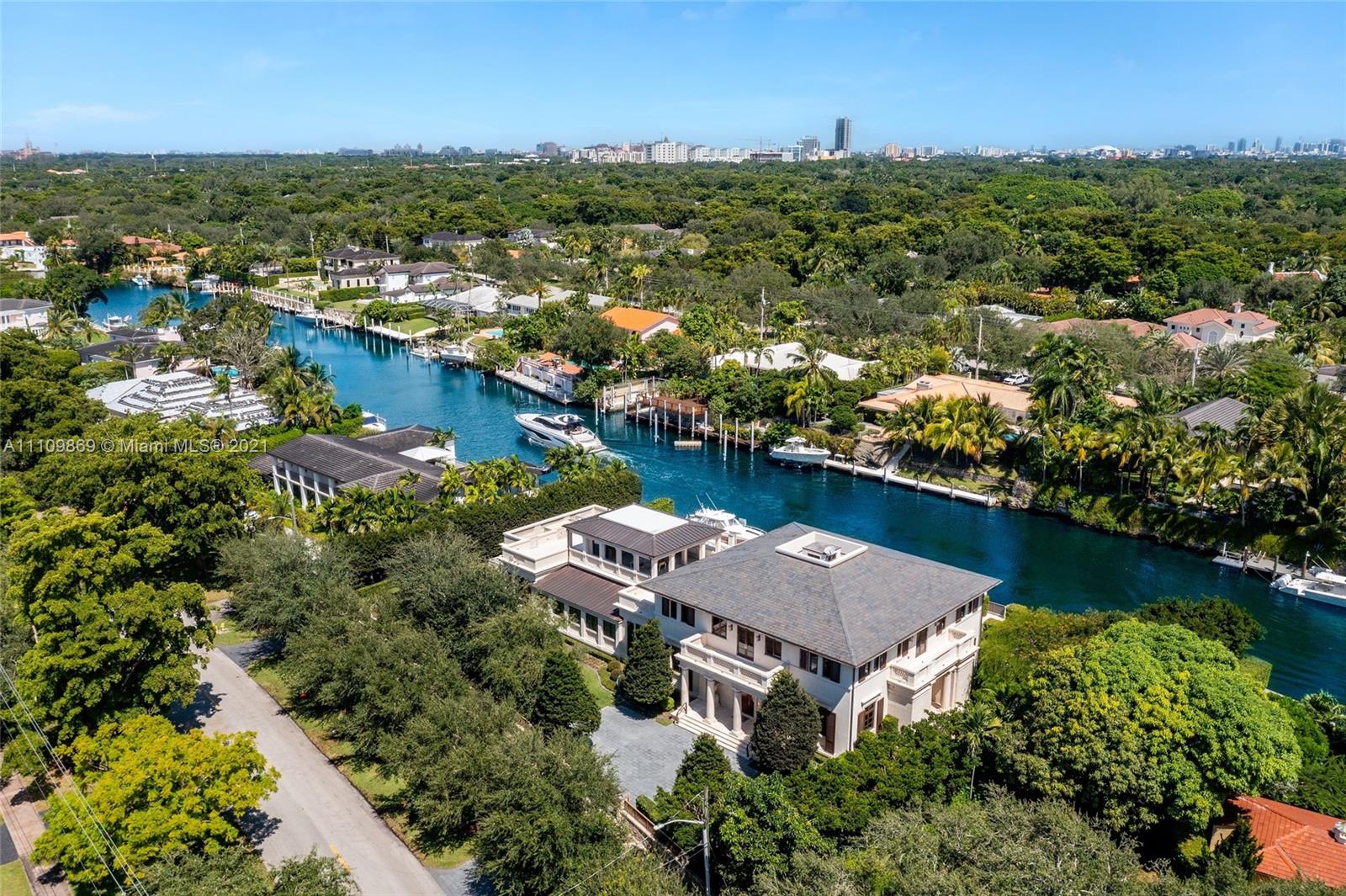 CORAL GABLES RIVIERA SEC - Residential