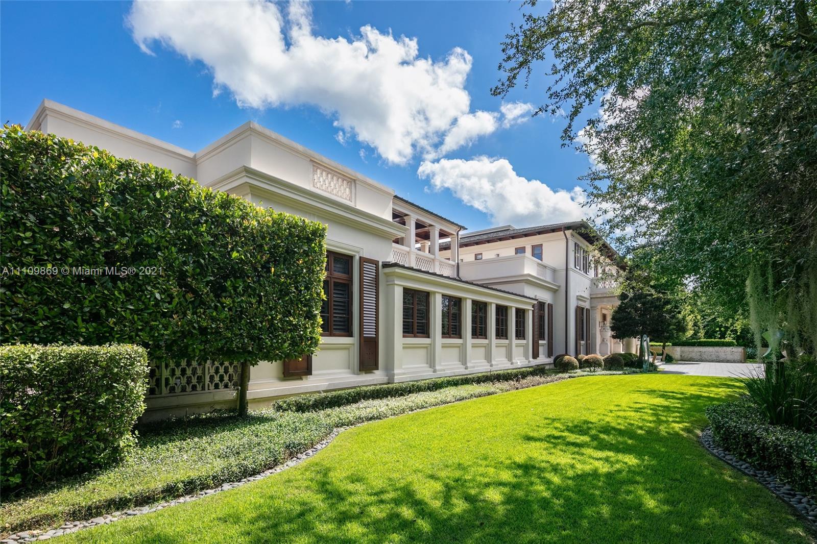 CORAL GABLES RIVIERA SEC - Residential