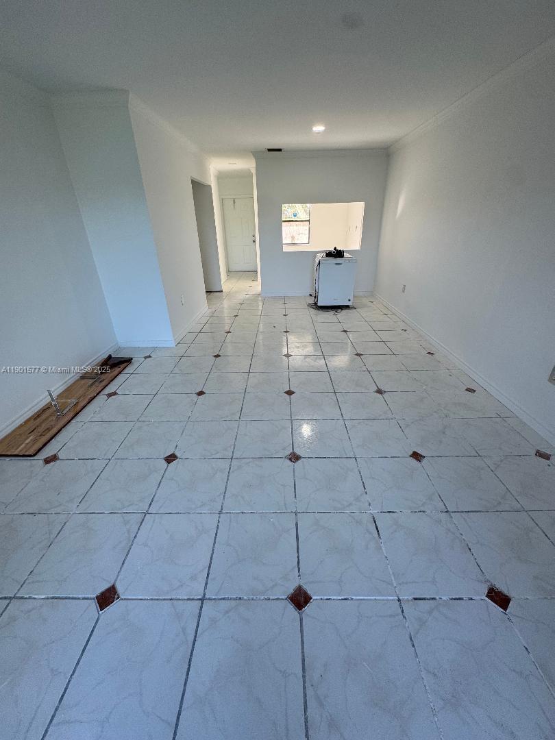 SUNRISE GOLF VILLAGE SEC - Residential