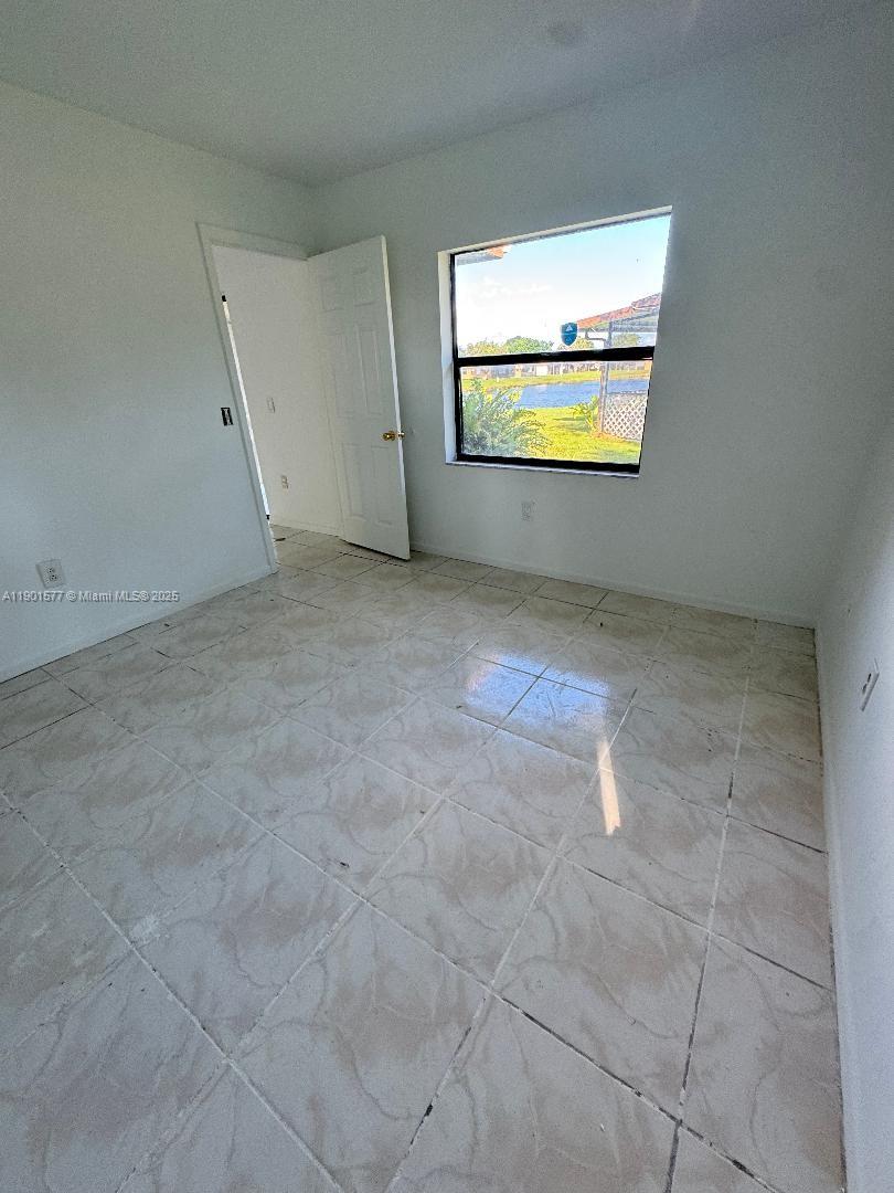 SUNRISE GOLF VILLAGE SEC - Residential