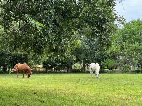 A home in Okeechobee