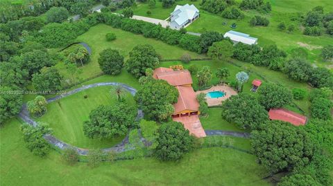 A home in Okeechobee