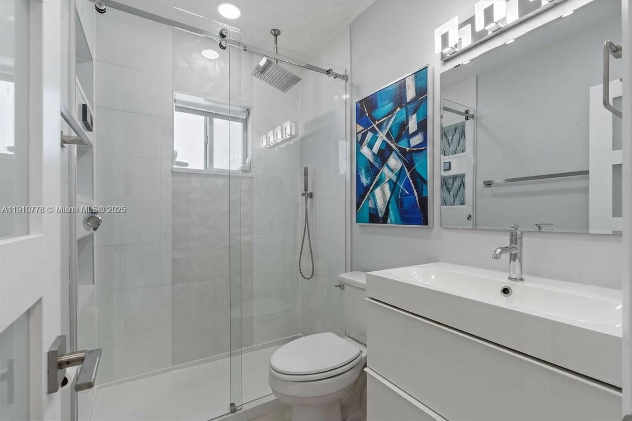 MONTCLAIR GARDENS CONDO - Residential Lease