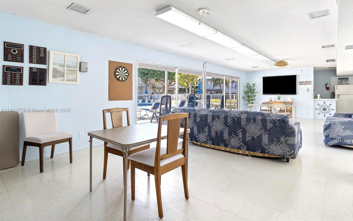 MONTCLAIR GARDENS CONDO - Residential Lease