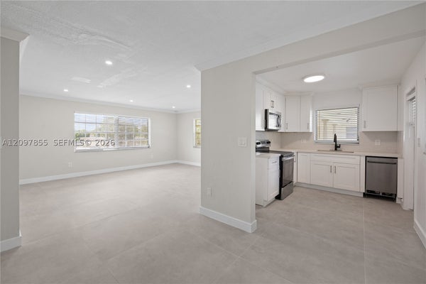5141 HOLLYWOOD BLVD APT 202, HOLLYWOOD, FL 33021 - Image a287905928e246e27e4e8f9515f49aa5/60286389