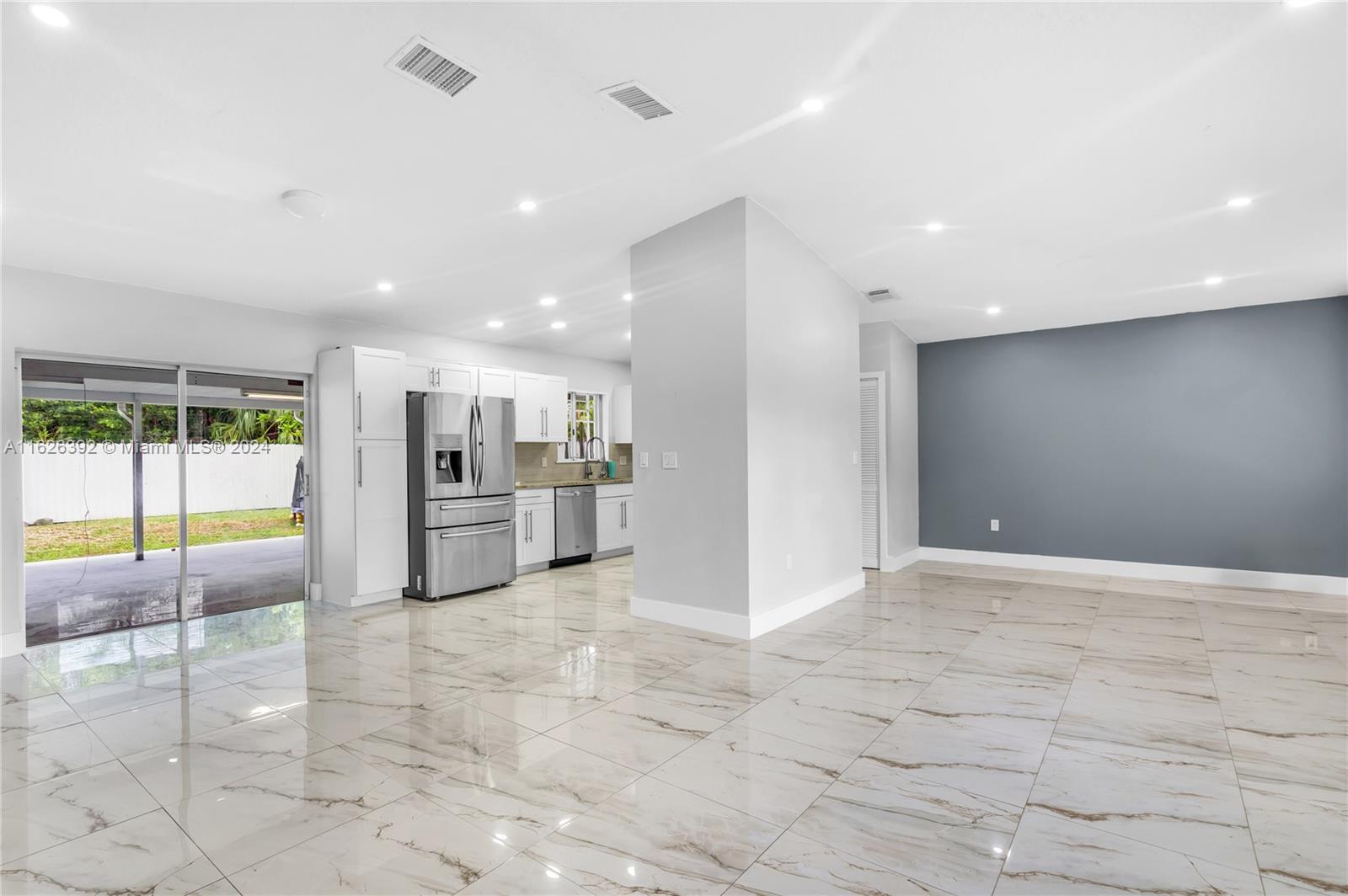 HAINLIN MILL ESTATES SEC - Residential