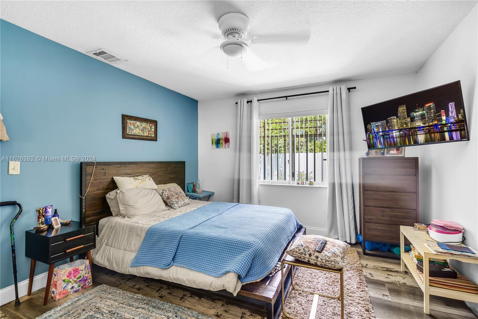 HAINLIN MILL ESTATES SEC - Residential