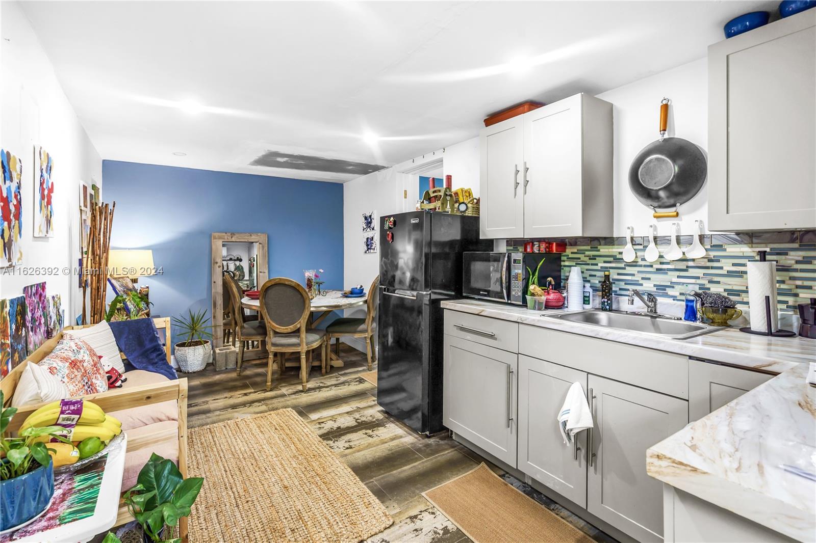 HAINLIN MILL ESTATES SEC - Residential