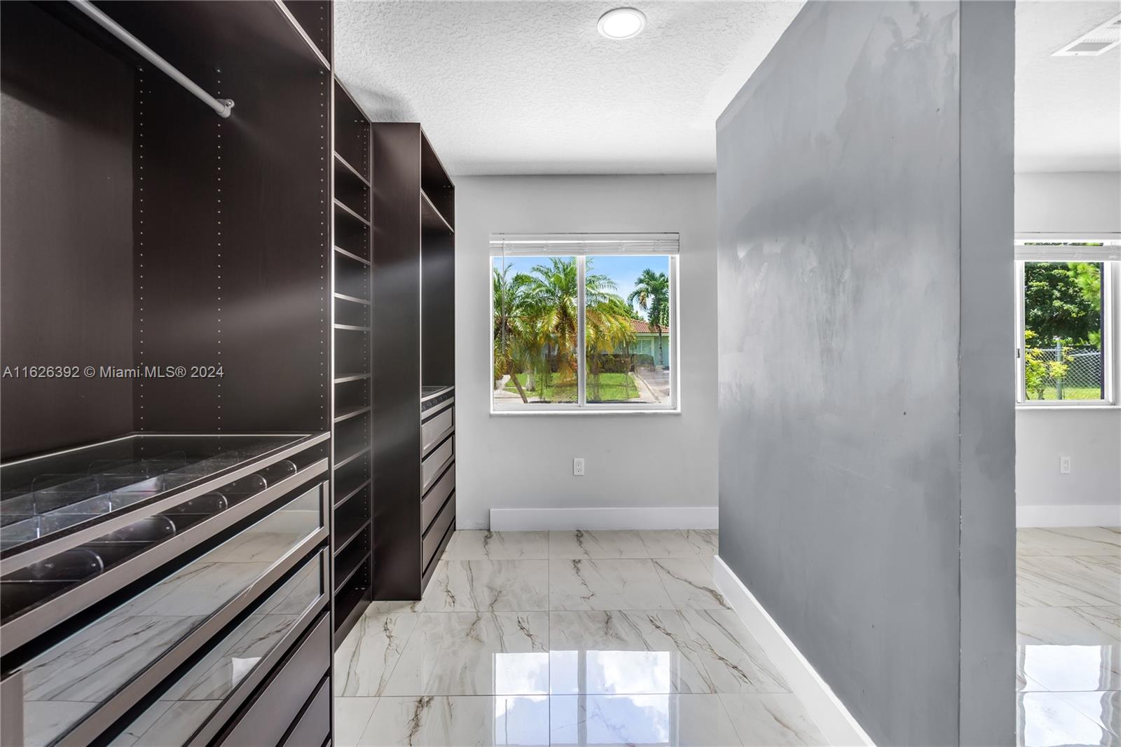 HAINLIN MILL ESTATES SEC - Residential