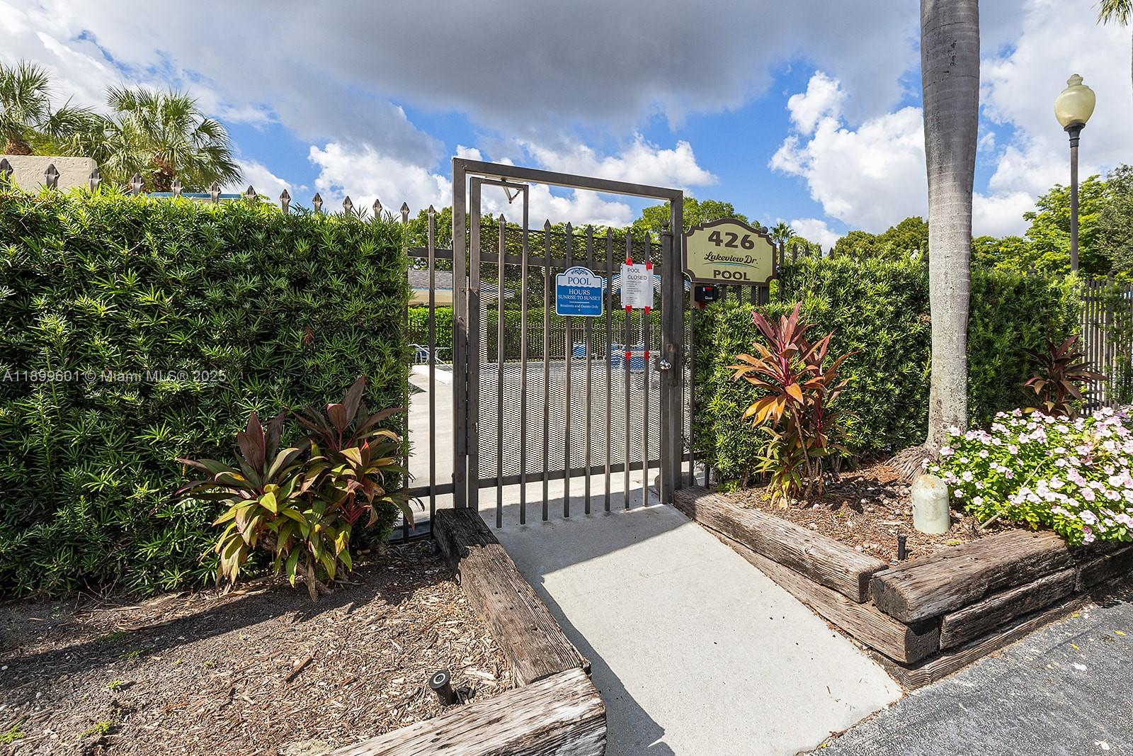 WESTON LAKES 21 INC CONDO - Residential Lease