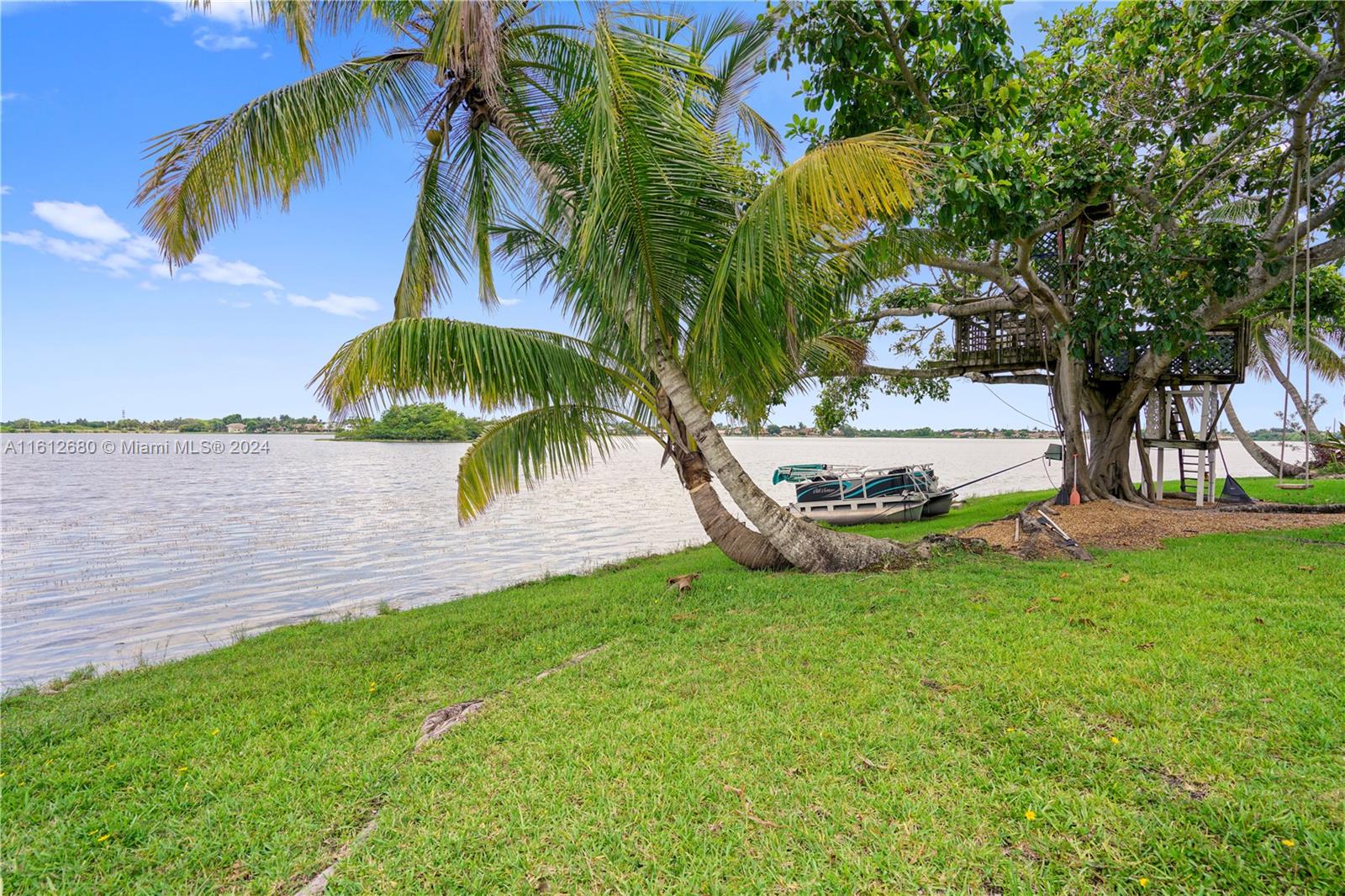 SILVER LAKES AT PEMBROKE - Residential