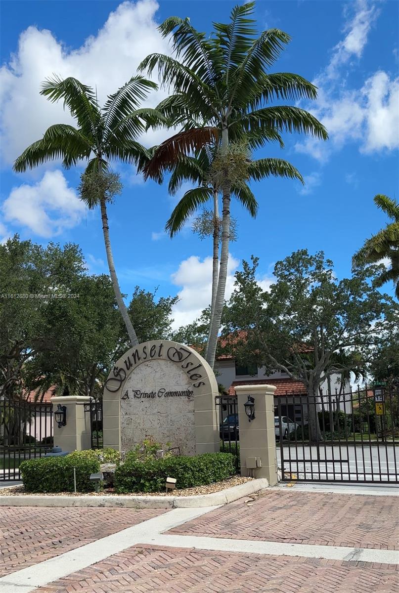 SILVER LAKES AT PEMBROKE - Residential