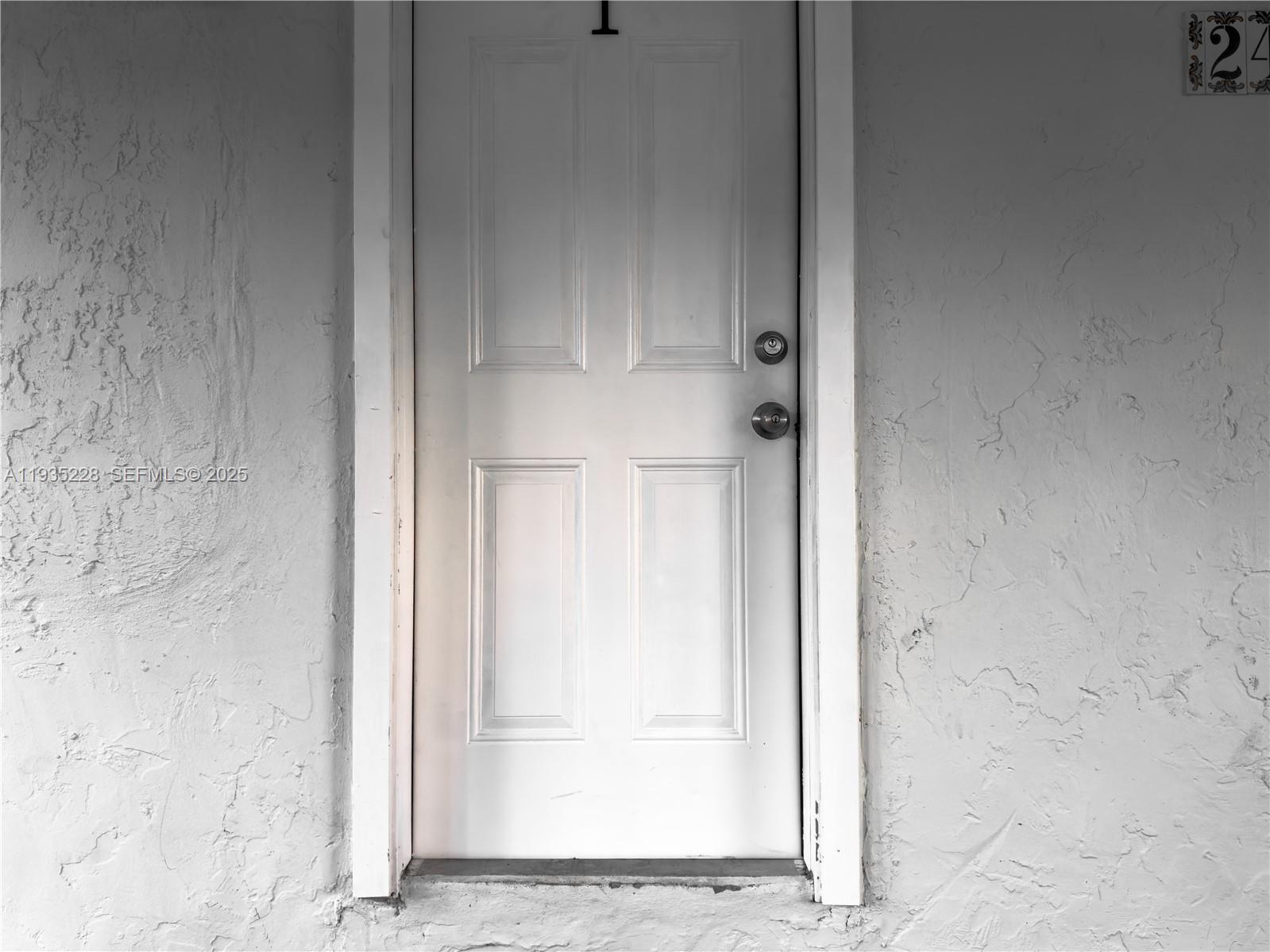 GRAPELAND - Residential Income