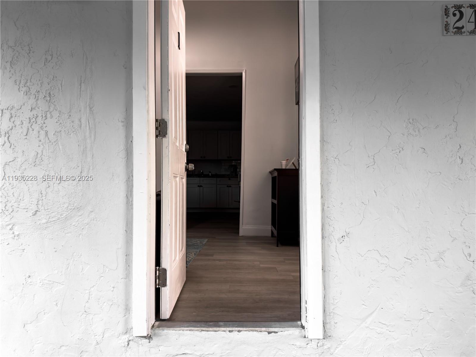 GRAPELAND - Residential Income