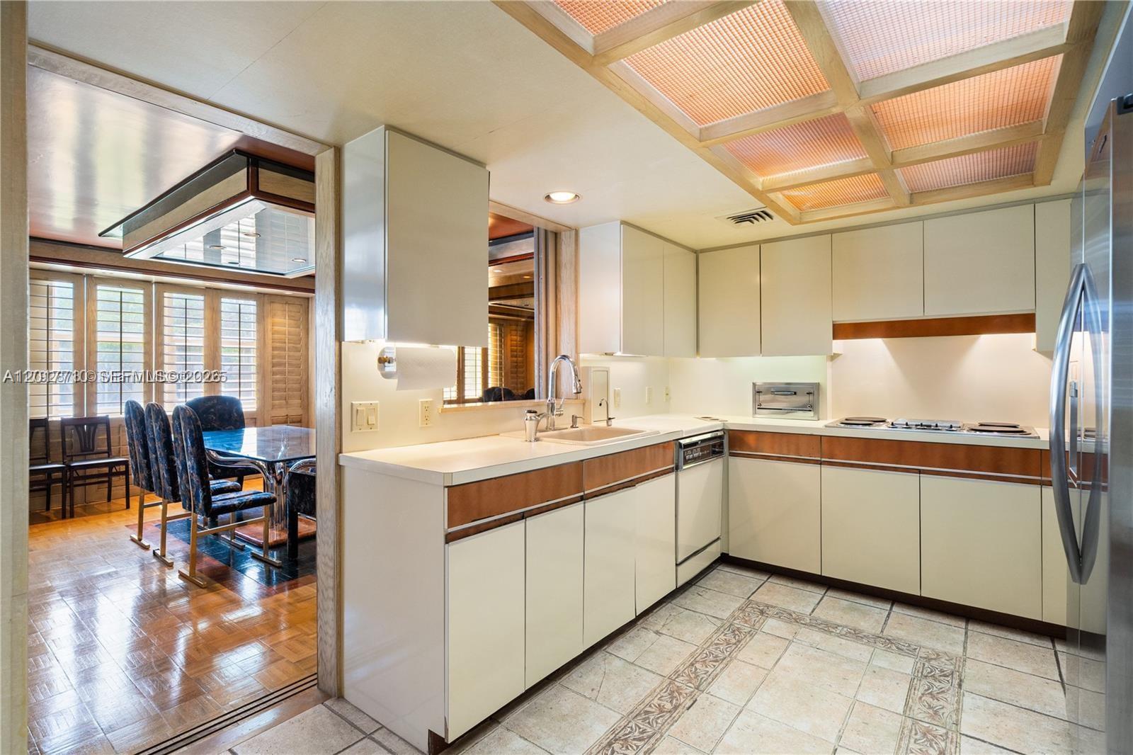 JOCKEY CLUB CONDO UNIT II - Residential