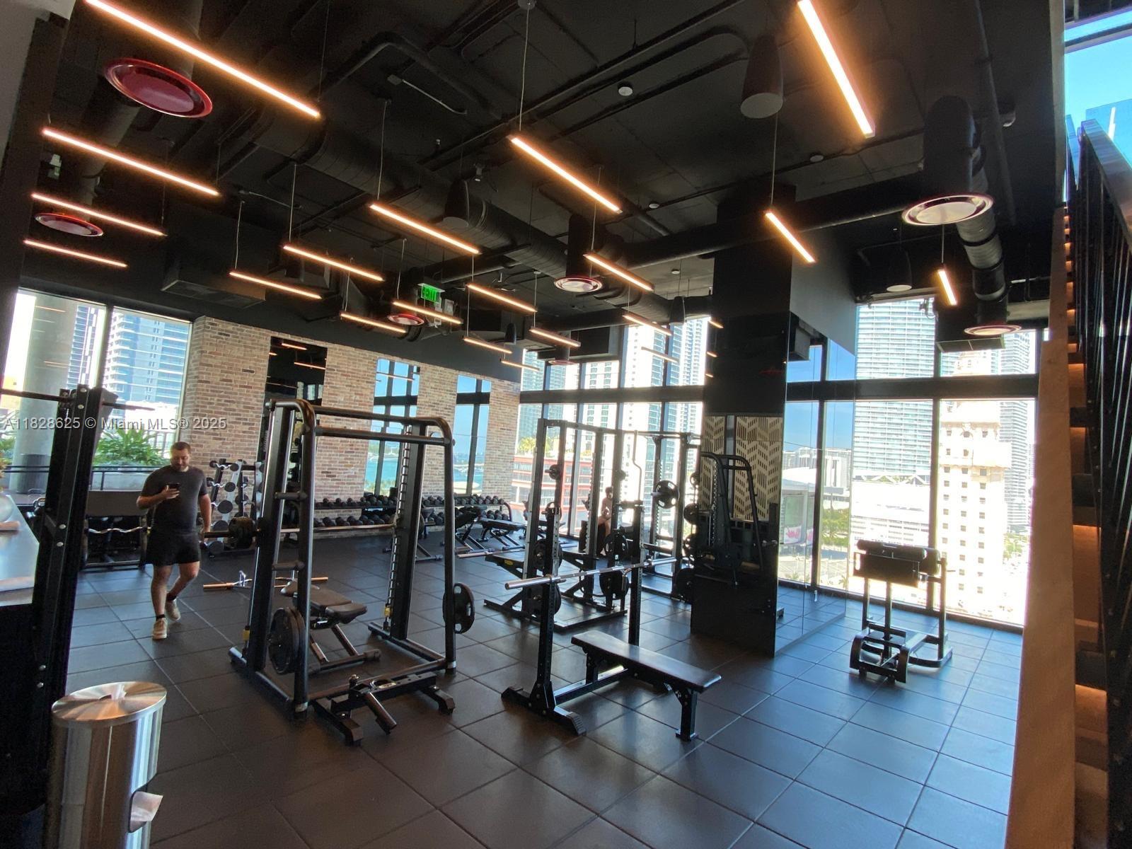 MAP OF MIAMI DADE CO. FL. - Residential Lease