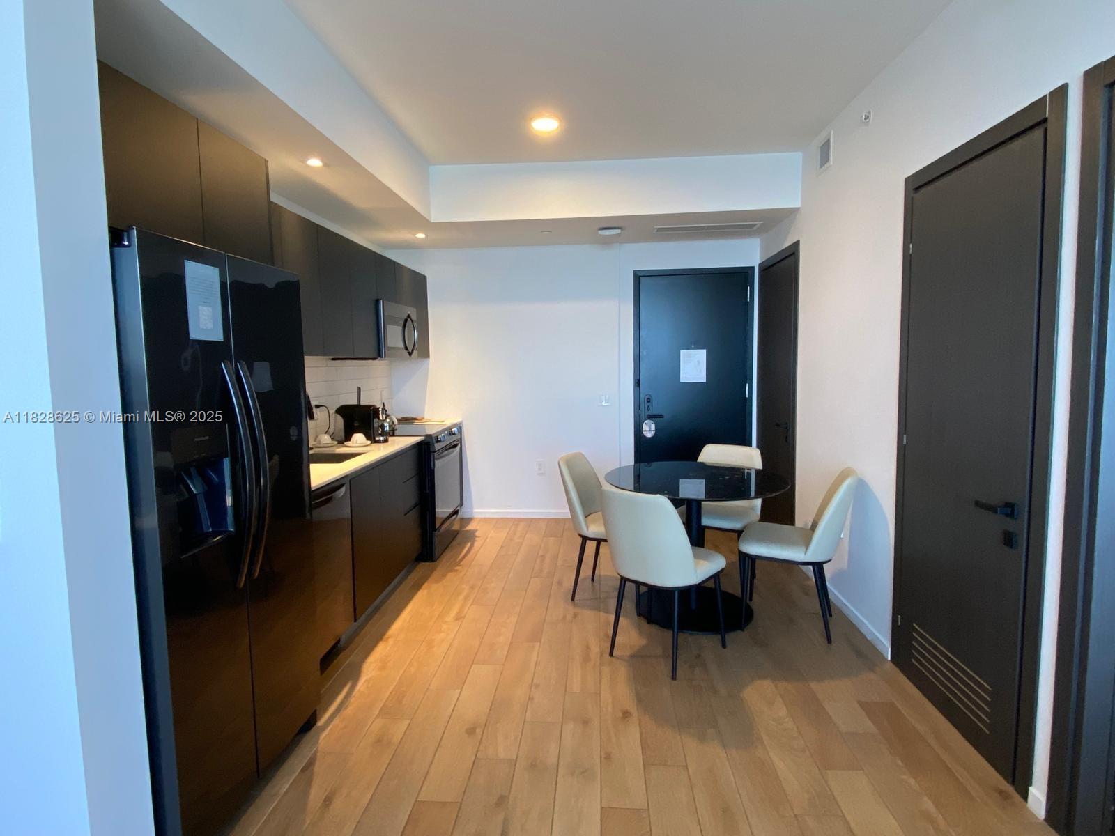 MAP OF MIAMI DADE CO. FL. - Residential Lease