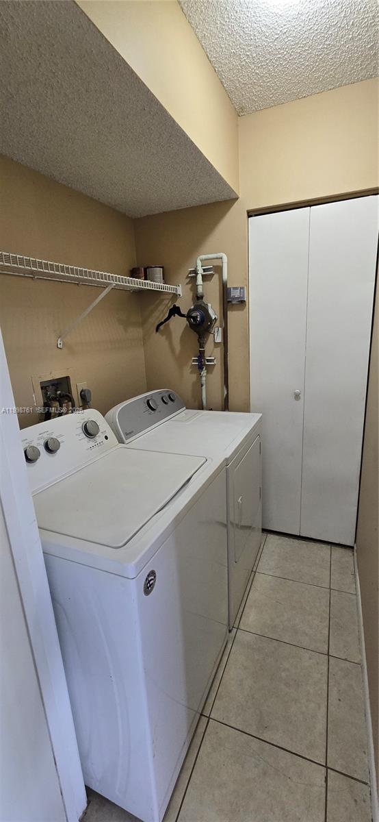 EDGEWATER CONDO - Residential Lease