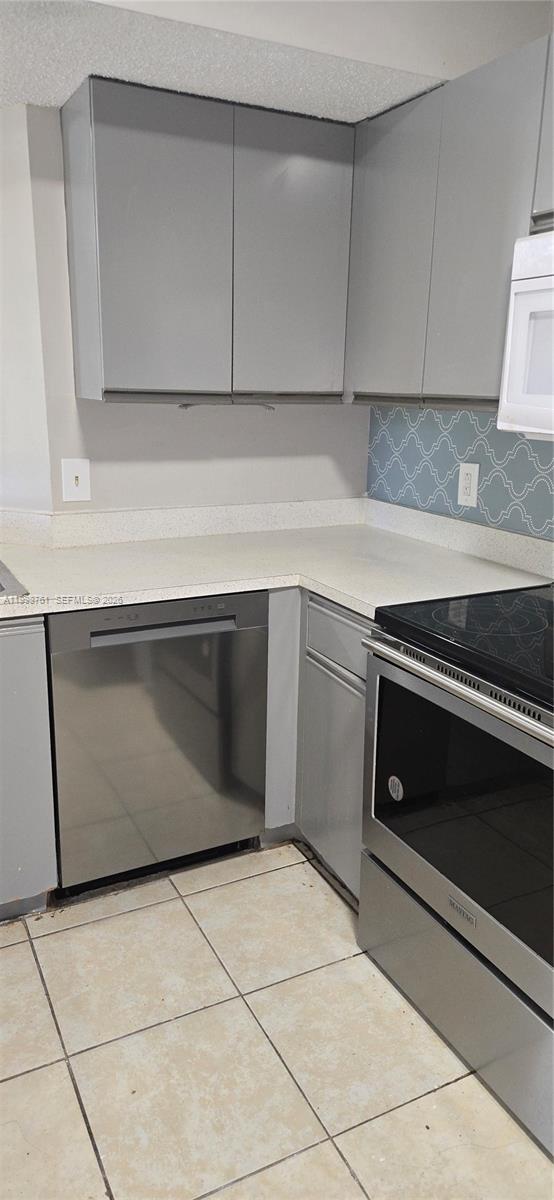 EDGEWATER CONDO - Residential Lease