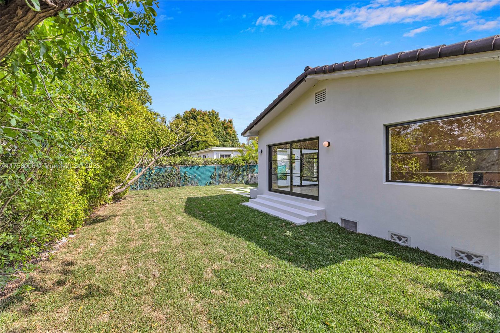 BISCAYNE POINT - Residential