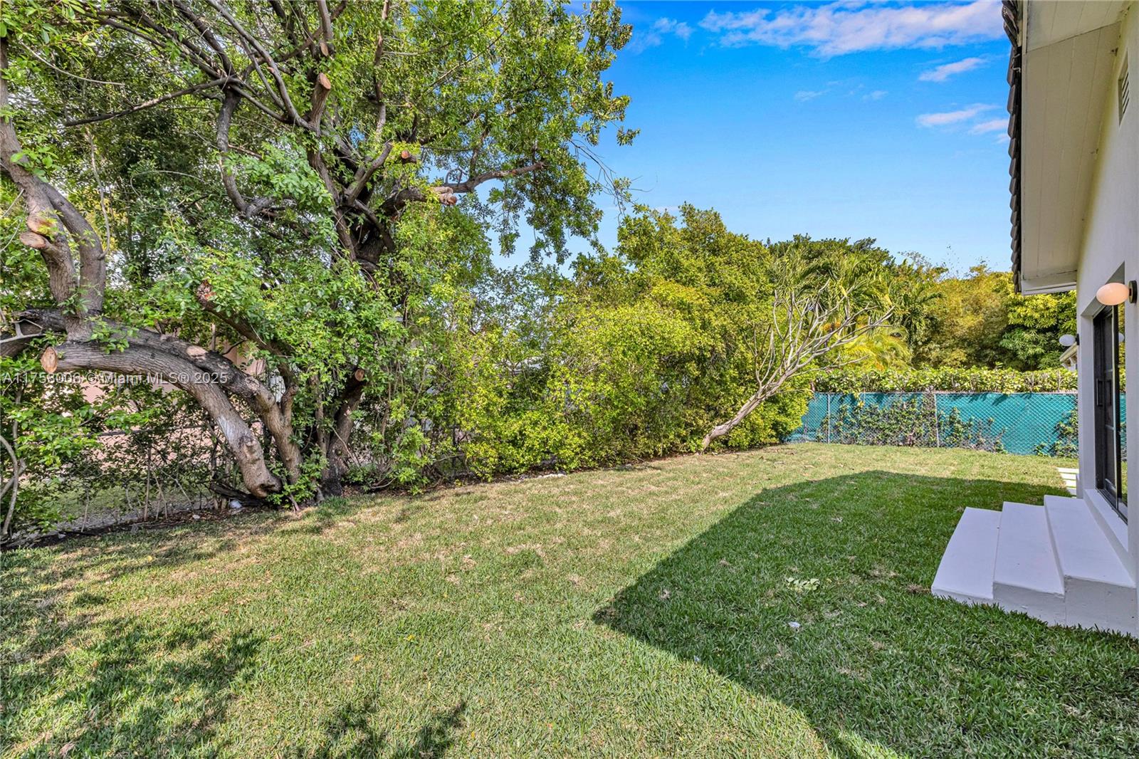 BISCAYNE POINT - Residential