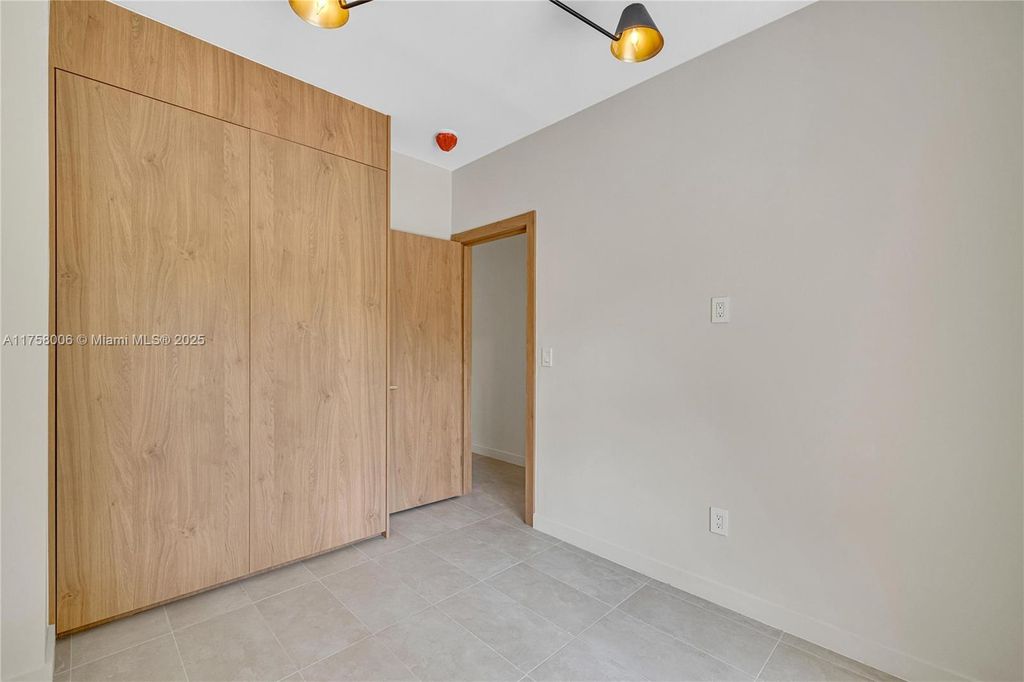 listing image 30