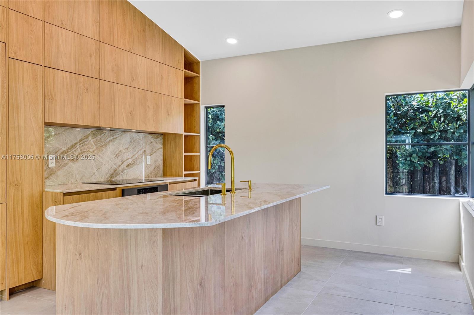 BISCAYNE POINT - Residential