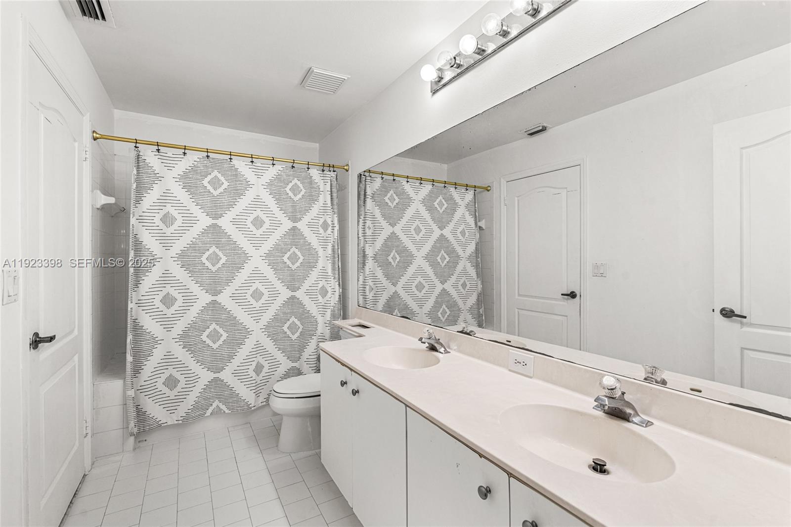 AMERITRAIL SECTION TWO - Residential