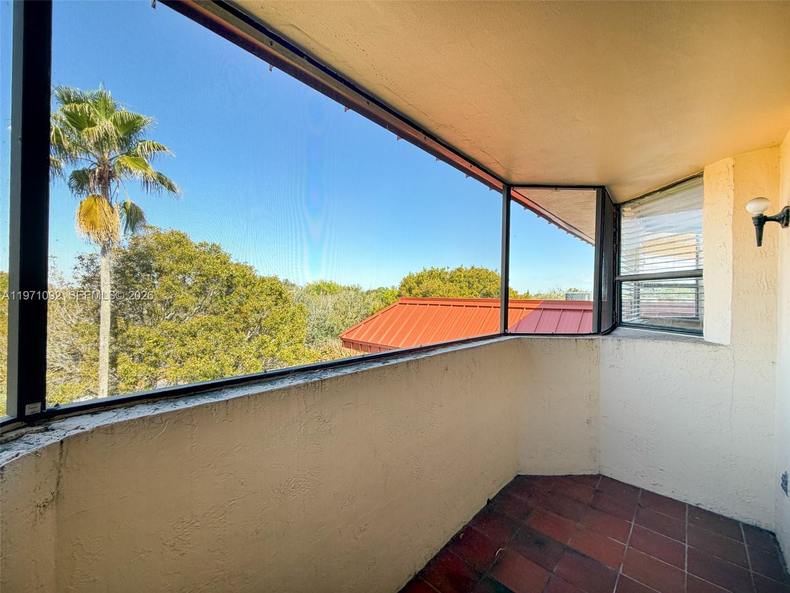 PLANTATION FOREST CONDO - Residential