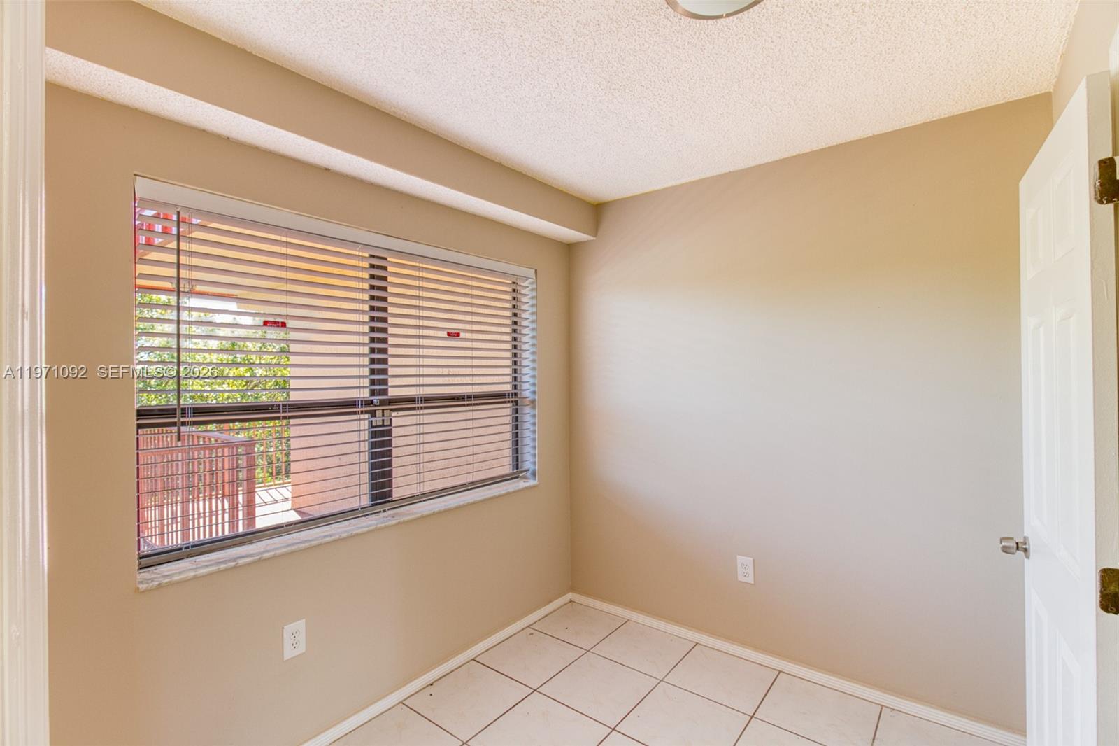 PLANTATION FOREST CONDO - Residential