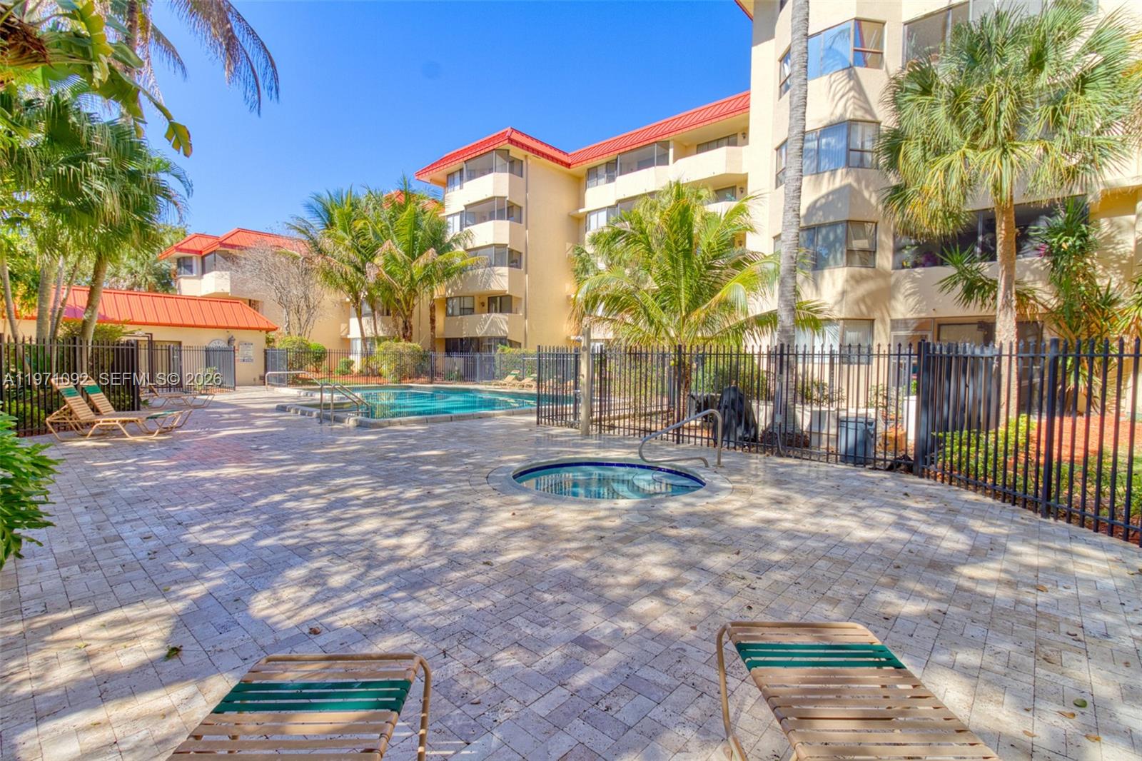 PLANTATION FOREST CONDO - Residential