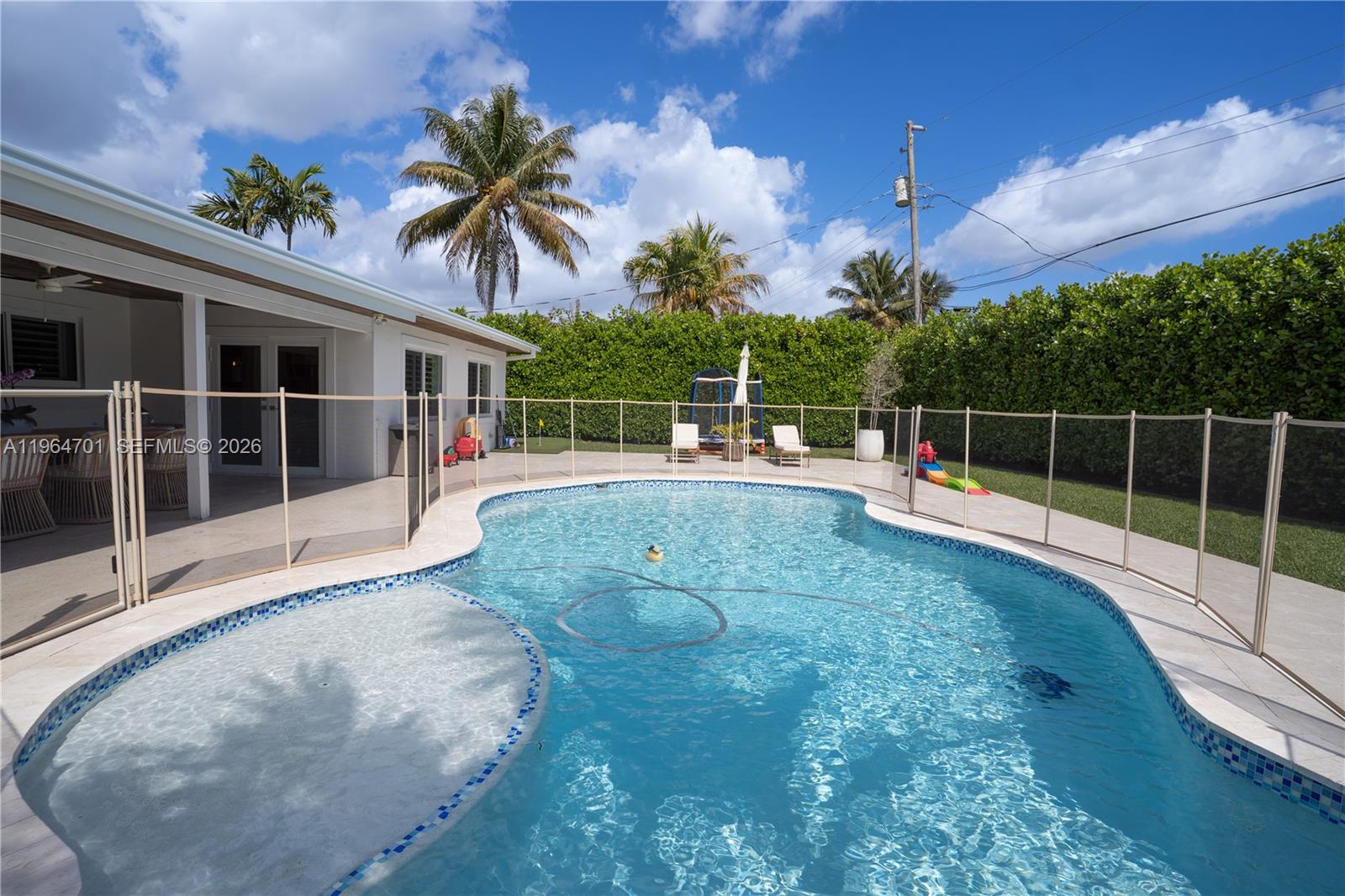 HEFTLER HOMES SUNSET PARK - Residential