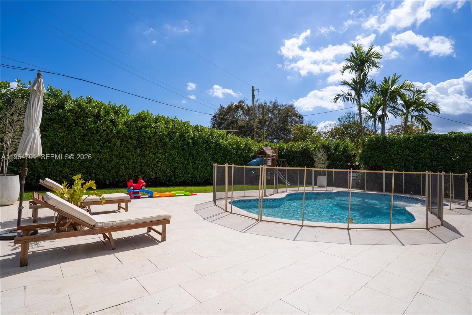 HEFTLER HOMES SUNSET PARK - Residential