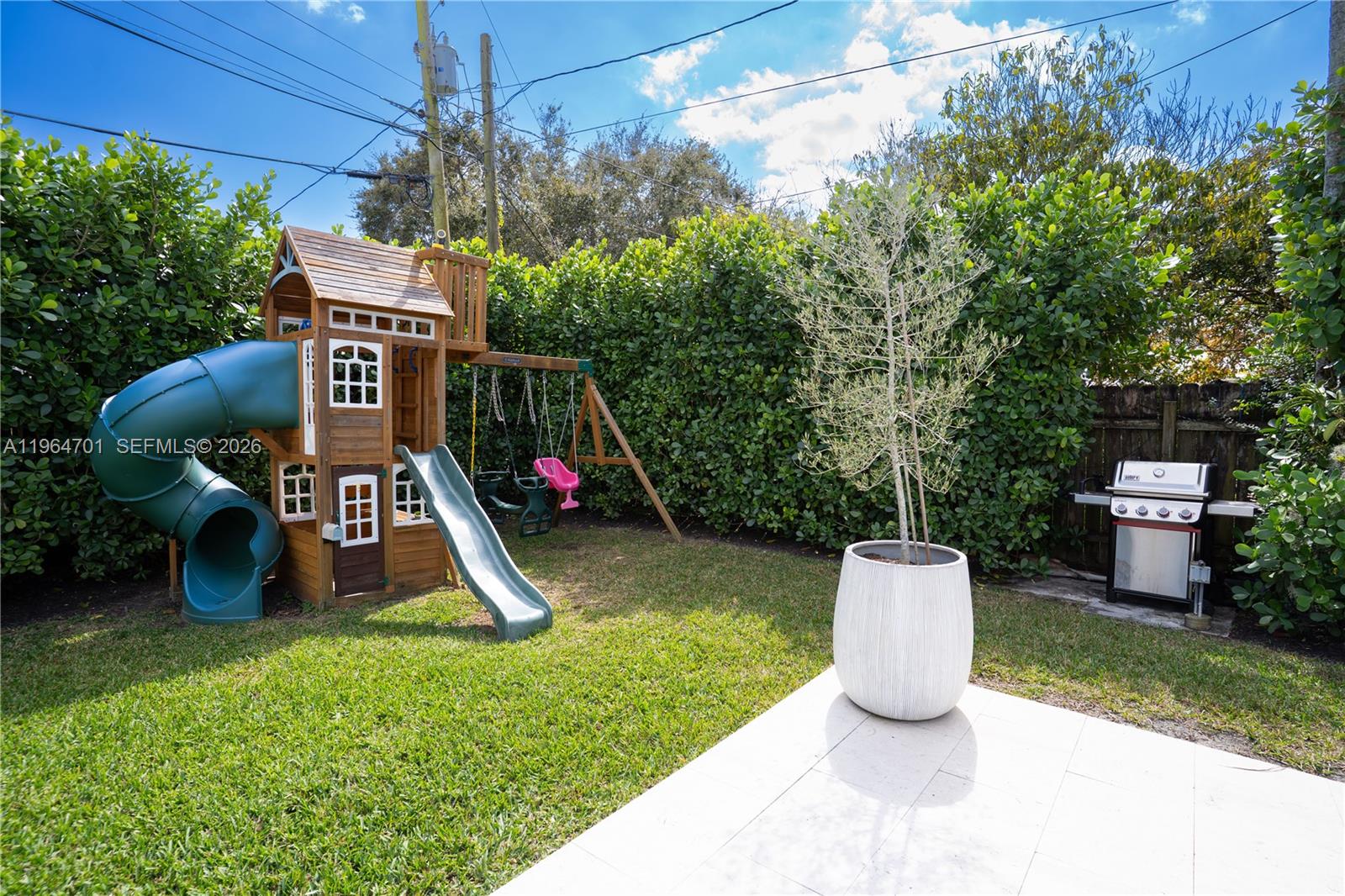 HEFTLER HOMES SUNSET PARK - Residential