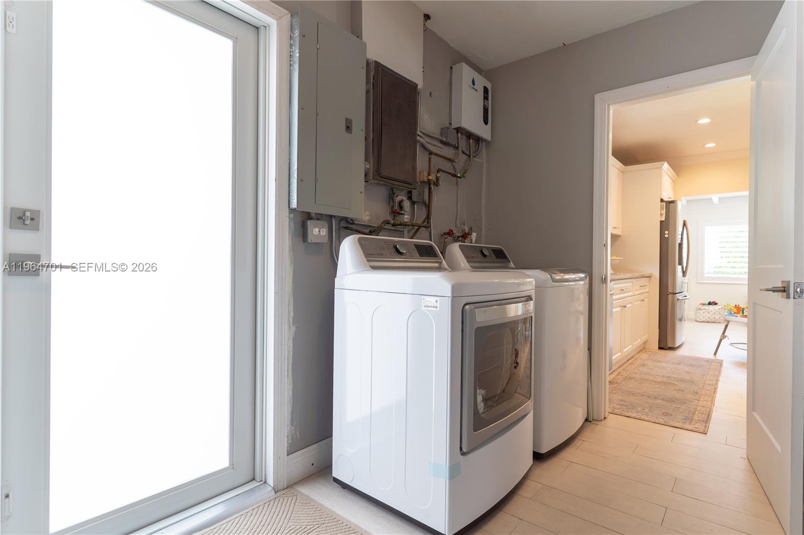 HEFTLER HOMES SUNSET PARK - Residential