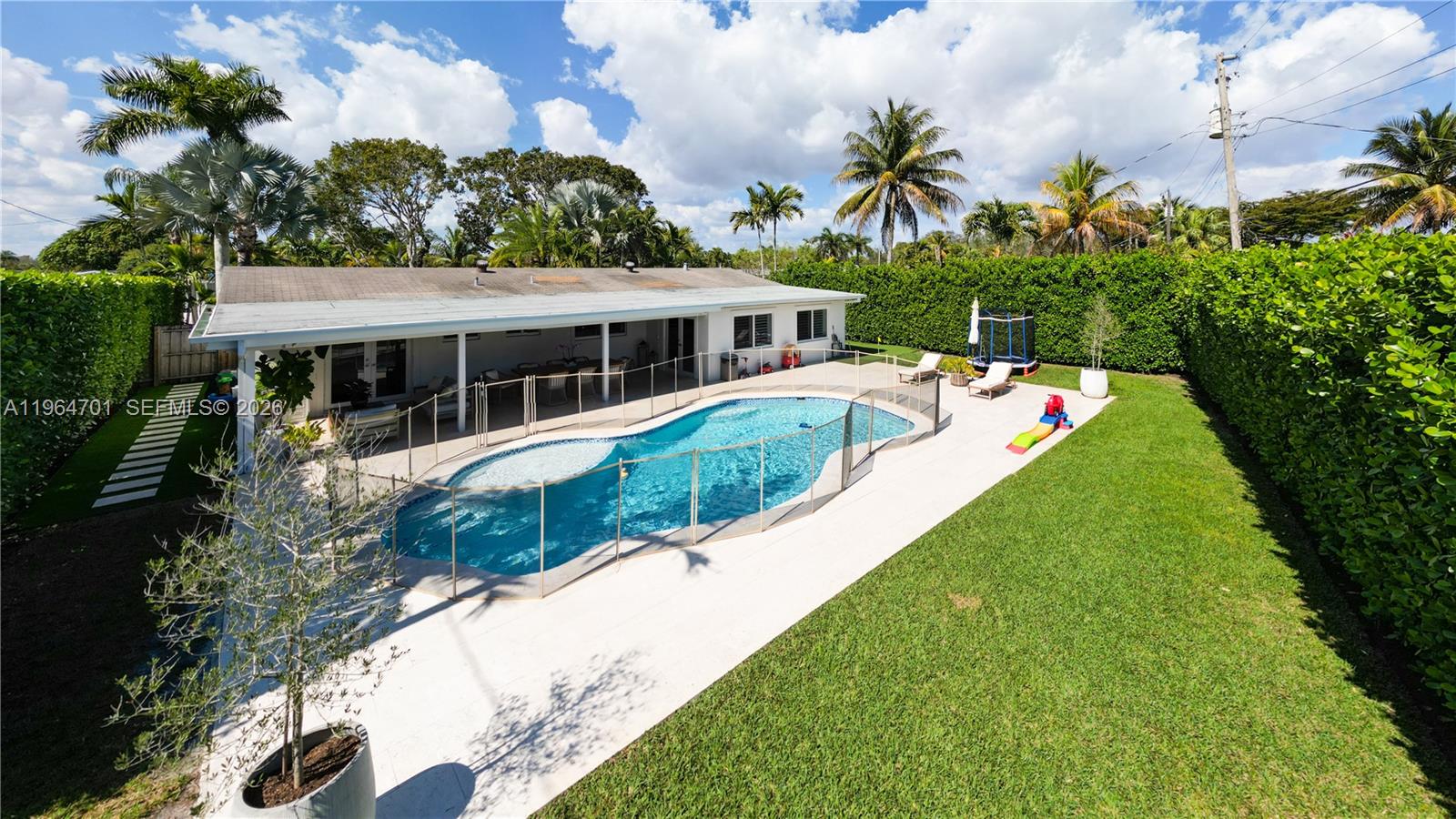 HEFTLER HOMES SUNSET PARK - Residential