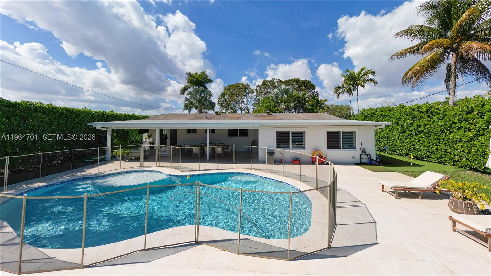 HEFTLER HOMES SUNSET PARK - Residential