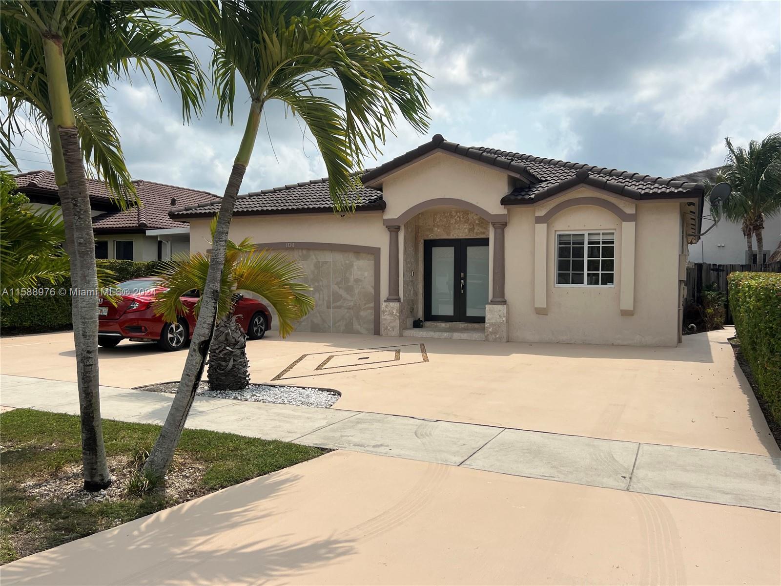Attention !!! Come and check this Beautiful Single Family home 3/ 2 with fresh and large back yard to enjoy with family, very cozy kitchen with stainless steel appliances, laundry room and more, NO Association, ready to move in, fast approval, close to shops, restaurants, schools, parks etc., ask to see this gem that won't last on the market.
