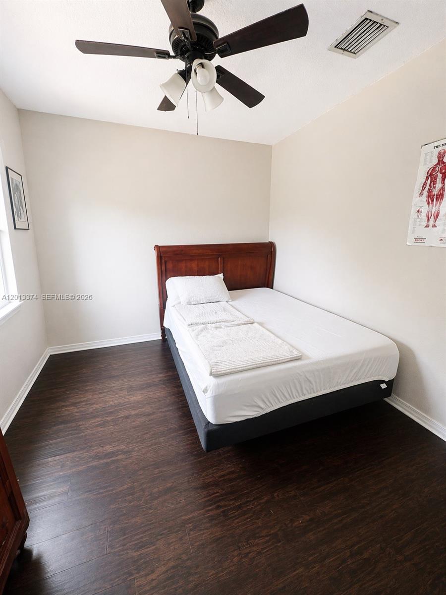 FAIRLAWN PARK - Residential Lease